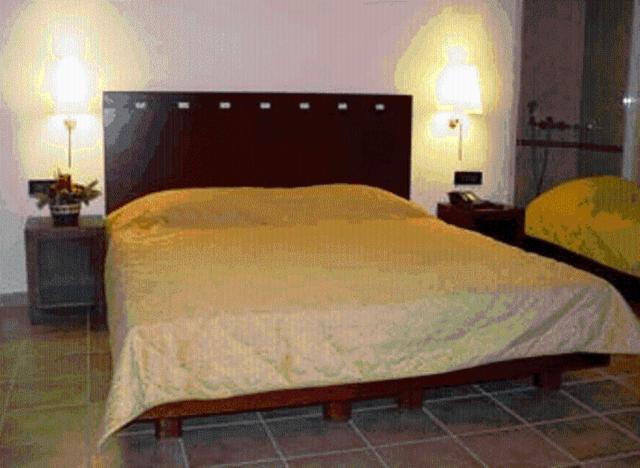 Thalassa Hotel Lutrá Edipszú Szoba fotó